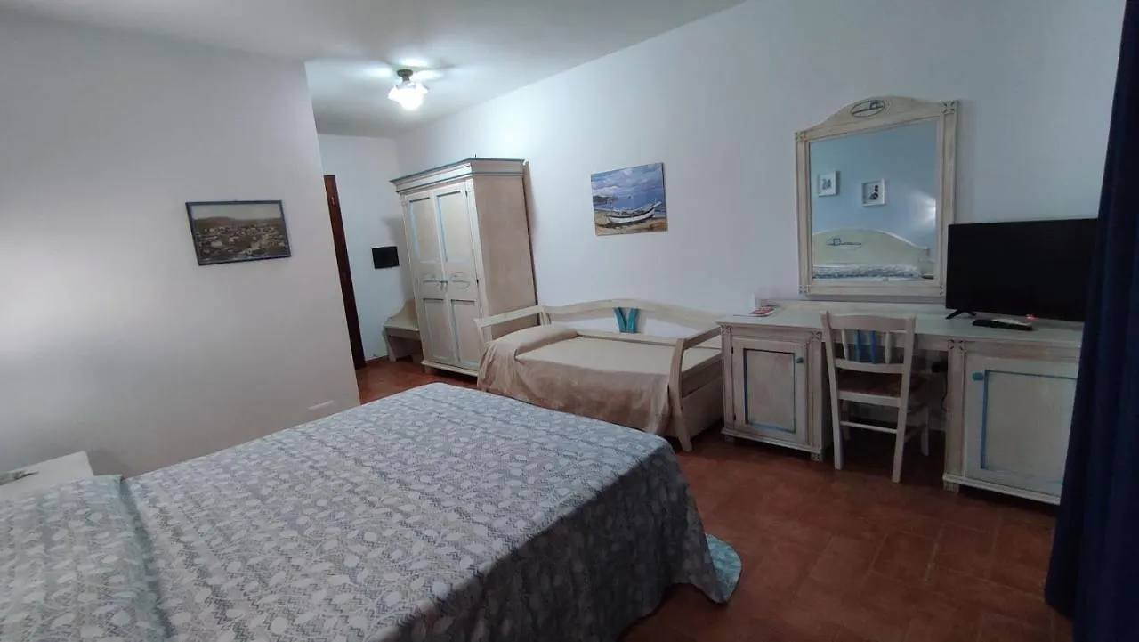 Le Sabbie Hotel Calasetta Italia