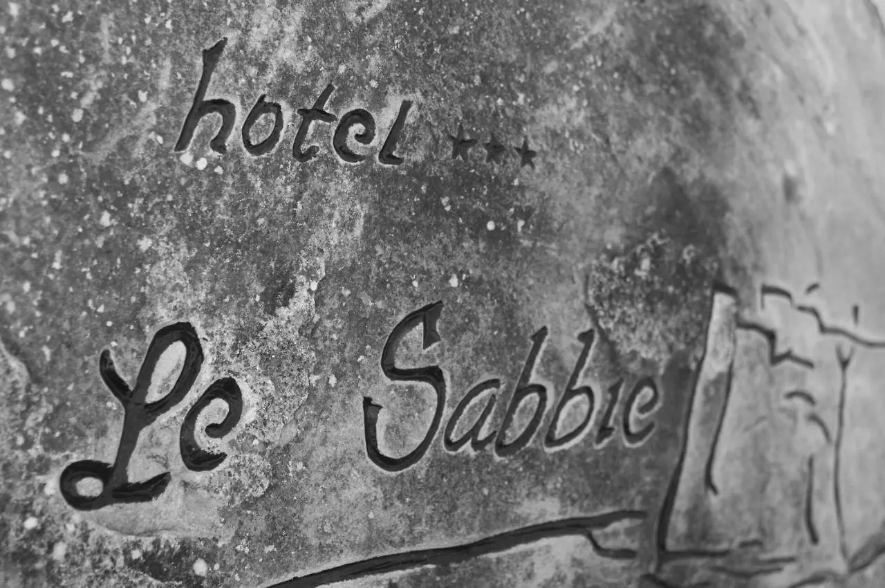 Le Sabbie Hotel Calasetta 3*,